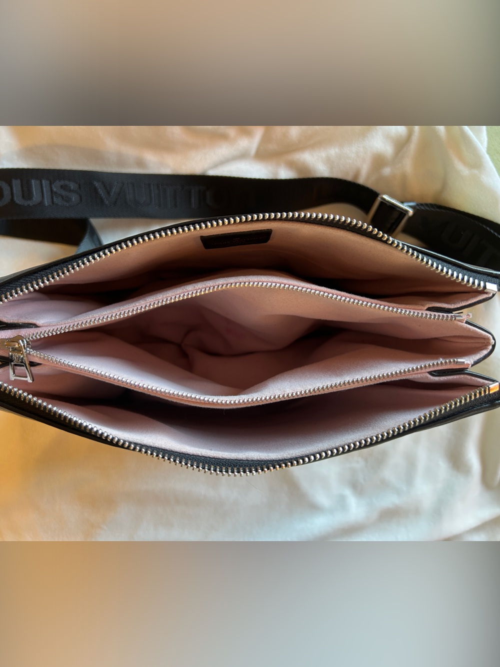 Louise et Cie Black Embossed Crossbody Bag with Branded Strap - Picture 2 of 4